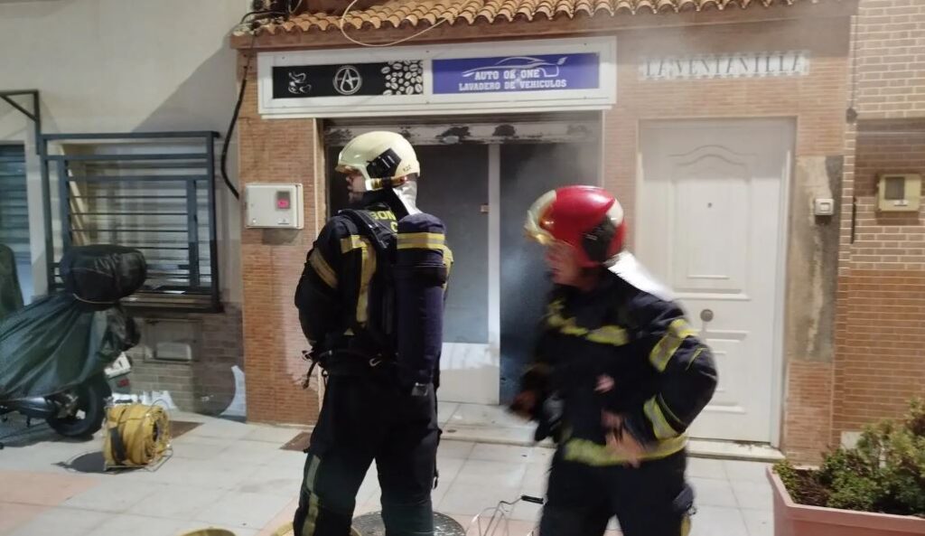 Incendio en un local del Mixto reaviva el debate sobre la seguridad contra incendios en zonas comerciales