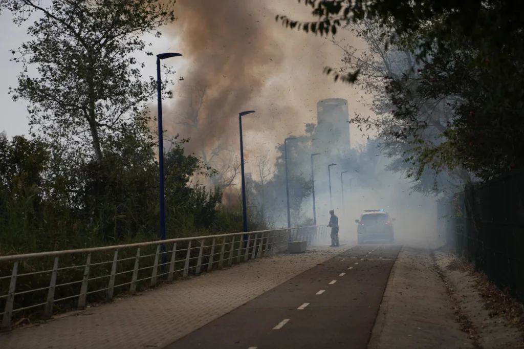 Segundo incendio en 48 horas en el entorno del Auditorio Rocío Jurado