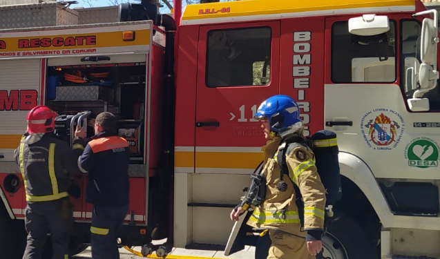 Sartén olvidada provoca incendio en vivienda de Aguiño