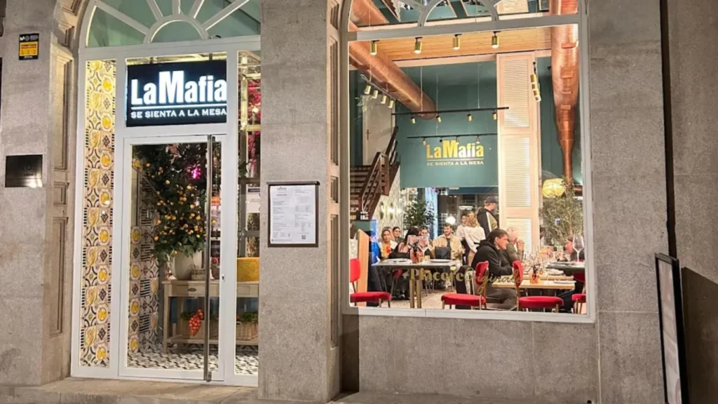 Incendio en un restaurante de Vigo genera alarma en plena mañana. Incendio en un local céntrico: lo que ocurrió y cómo se gestionó.