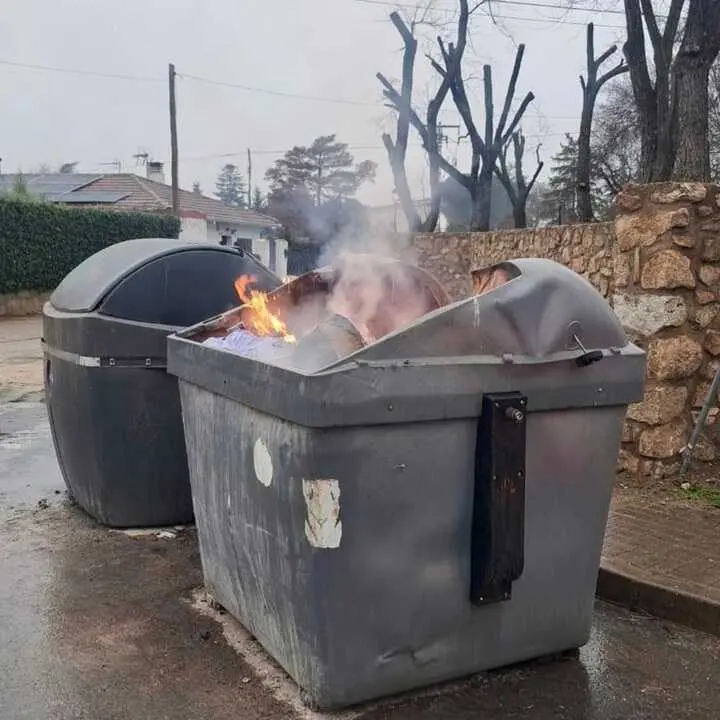 Soto del Real refuerza la prevención tras un incendio en un contenedor por cenizas mal apagadas. Medidas municipales y recomendacione