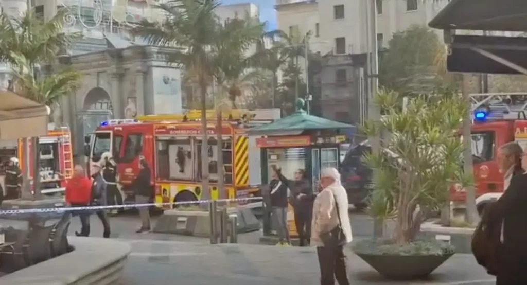 Incidente eléctrico en un edificio de Ceuta genera alarma sin consecuencias graves. Un suceso controlado