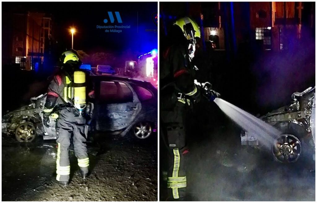 Susto en Torre del Mar: un coche arde por completo en plena vía pública. Incendio nocturno moviliza a los bomberos en la calle Los Fenicios.