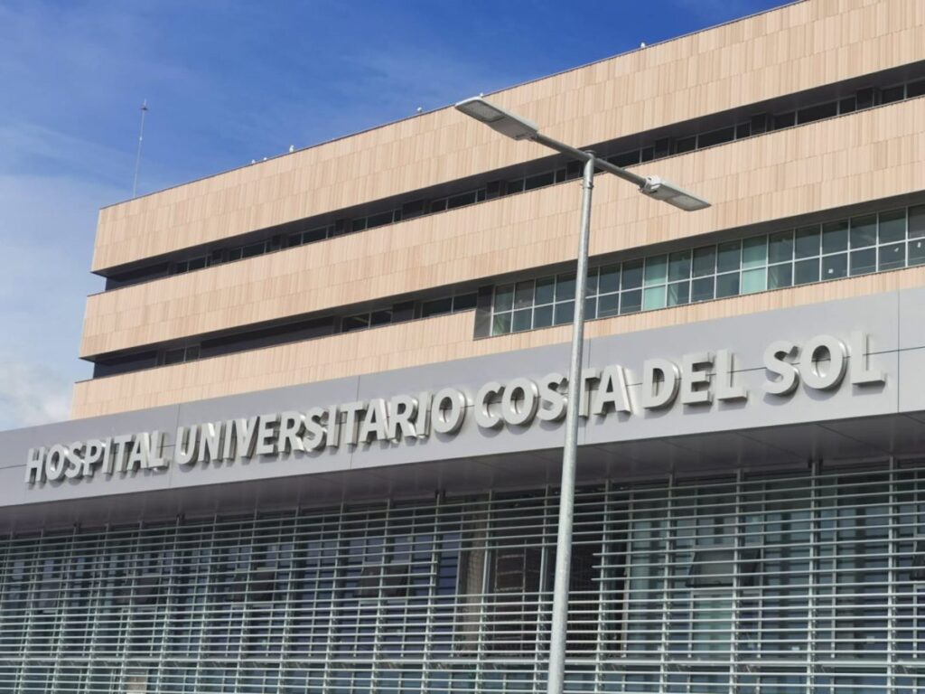Incendio controlado en un centro hospitalario de Marbella y refuerzo de la seguridad eléctrica. Respuesta inmediata