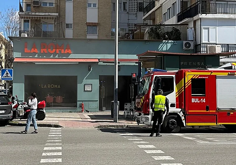 Incendio en restaurante de Los Remedios: rápida intervención evita consecuencias mayores. Emergencia en plena calle Santa Fe: humo y alarma vecinal.