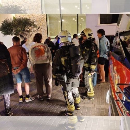 Incendio en un hotel de S’Illot: desalojadas más de 100 personas durante la madrugada