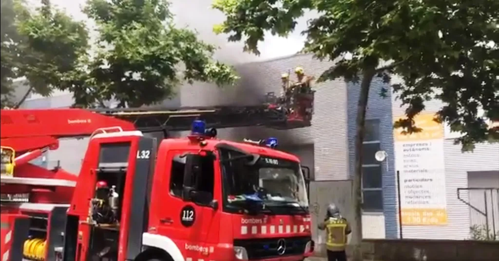 La huella de una tragedia en Vilanova: la exigencia de cambios tras la muerte de un bombero en servicio