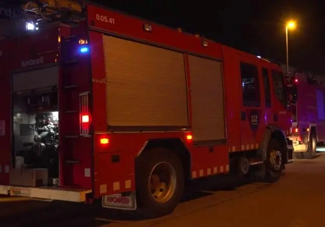 Tragedia en Barcelona: un incendio en un piso turístico deja 12 afectados y siete jóvenes en estado crítico