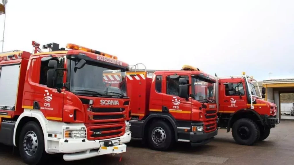 Incendio en una vivienda de Badajoz deja dos mujeres heridas tras quedar atrapadas en un piso de Cerro Gordo