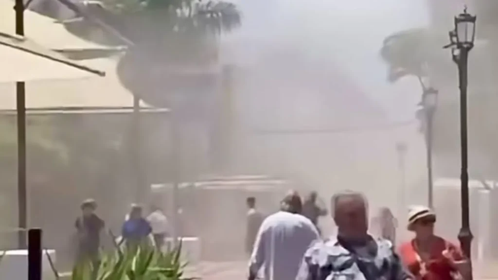 Susto en Fuengirola por incendio en la cocina de un restaurante