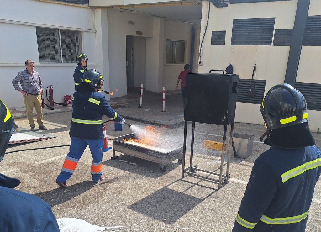 Impulso a la preparación ante emergencias en el Hospital de la Axarquía para reforzar la seguridad asistencial