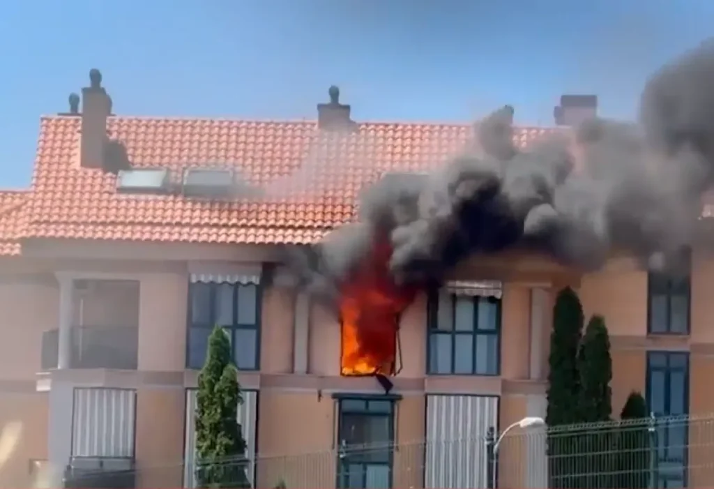Incendio en dúplex de San Lorenzo de El Escorial: análisis técnico de un siniestro en vivienda en reforma