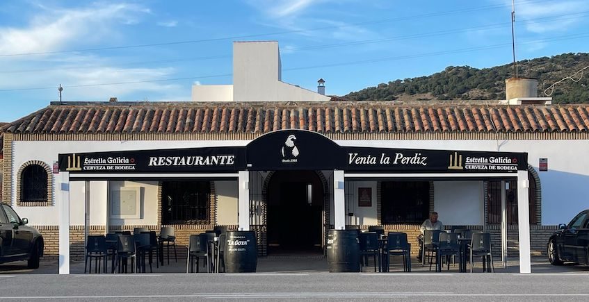 Cierre temporal de una histórica venta de Arcos tras un incendio que afectó a sus cocinas