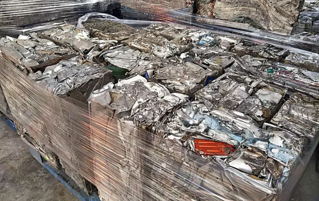 La empresa Ca na Negreta atribuye a una lavadora el incendio que calcinó 30 metros cuadrados