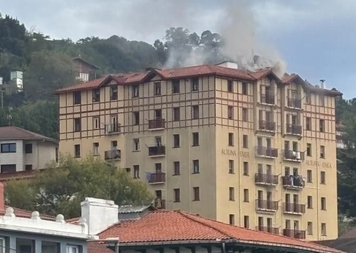 Fuego en la cocina de un piso de Gros genera alarma entre los vecinos