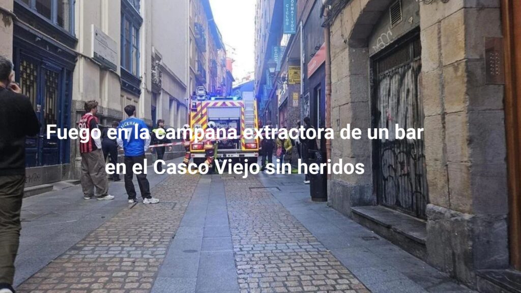 Fuego en la campana extractora de un bar en el Casco Viejo sin heridos
