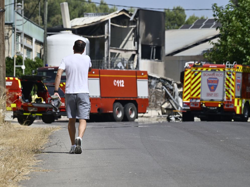 Siete heridos en el incendio de un cuadro de contadores en un edificio de Mula, Murcia