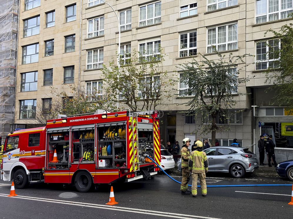Herida una persona en el incendio total de una vivienda en Salvaterra do Miño (Pontevedra). Una mujer de 49 años resultó herida leve